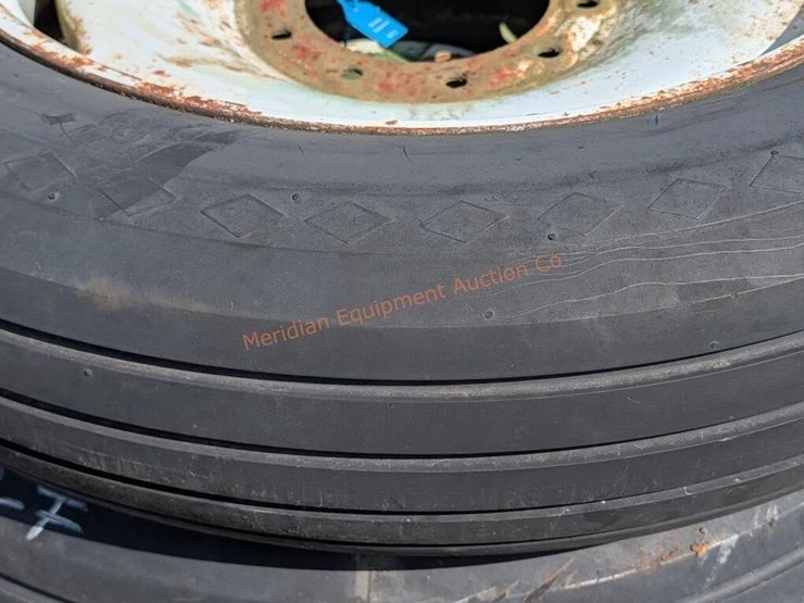 3-7.50-x-24-tires-w/-rims-image-10