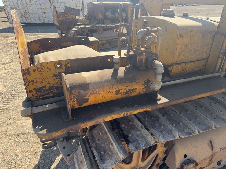 caterpillar-r2-image-38