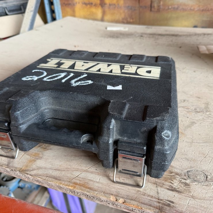 #2016 • DeWalt Finish Nailer