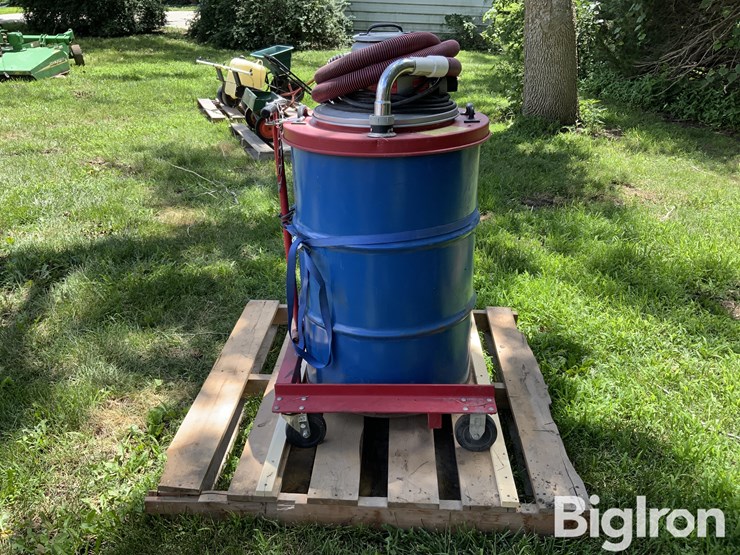 milwaukee-wet/dry-vacuum-image-4