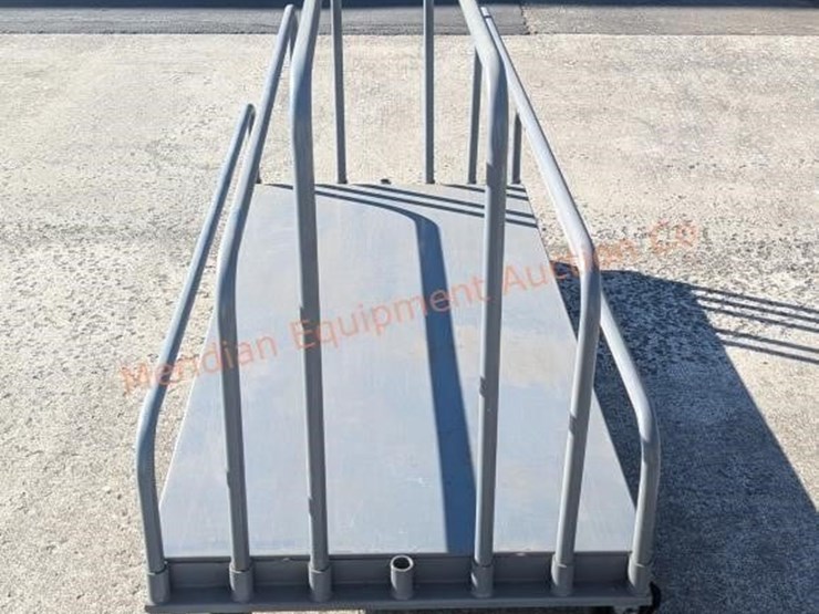 ~6'x3'-mobile-panel-cart-w/-casters-image-2