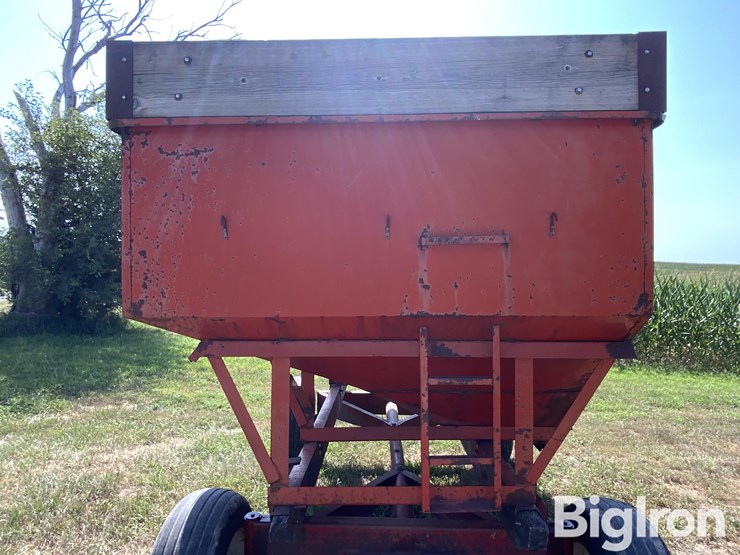 farm-king-m10-gravity-wagon-image-13