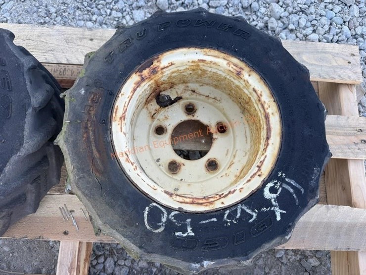 2--16/6.5-8-tires-image-8