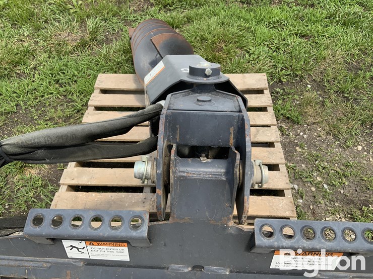 2007-bobcat-15c-skid-steer-post-hole-auger-image-12