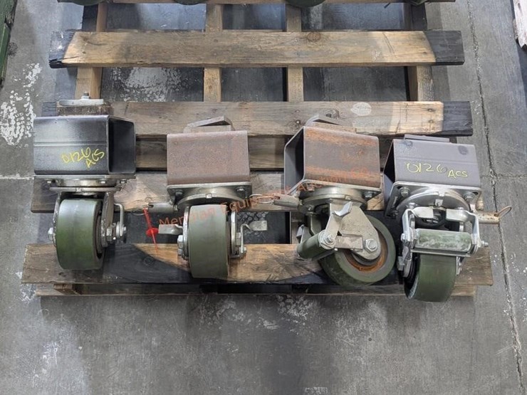 6"-hd-albion-caster-wheels-w/-sb-container-locks-image-1