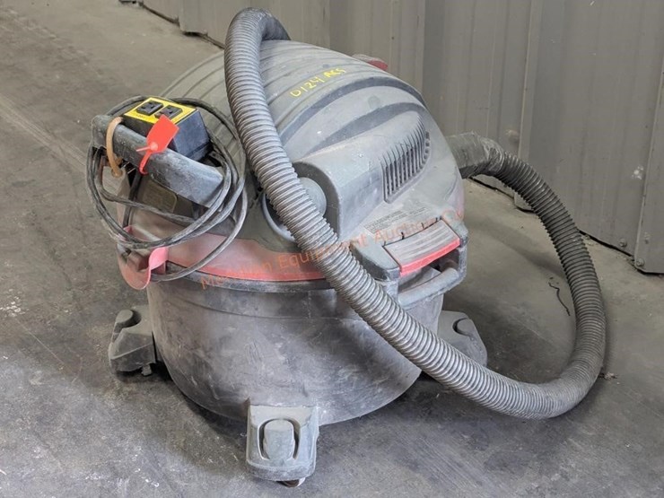 craftsman-12-gallon-5hp-shop-vac-image-1