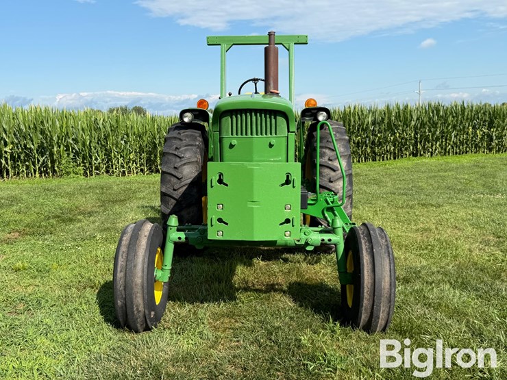 1972-john-deere-4020-2wd-tractor-image-2