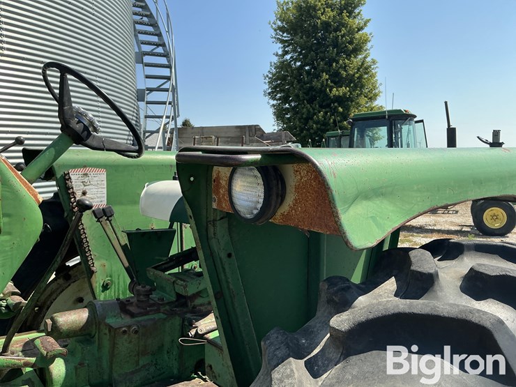 1968-oliver-1650-2wd-tractor-image-19