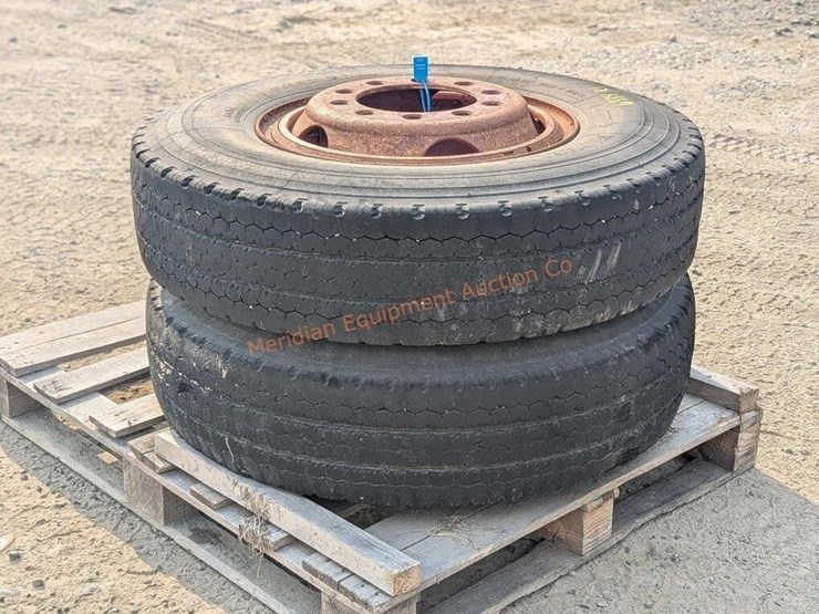 2--10.00-x-20-michelin-tires-w/-rims-image-5