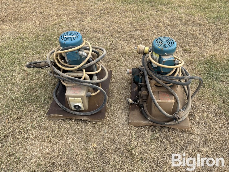 neptune-center-pivot-irrigation-chemical-fertilizer-pumps-image-6