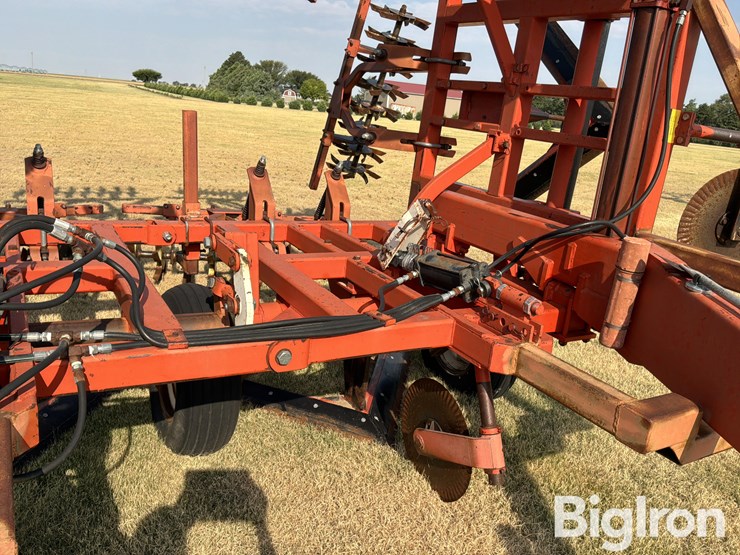 richardson-ae-4-30-4-6x5-sweep-plow-w/sunflower-pickers-image-14