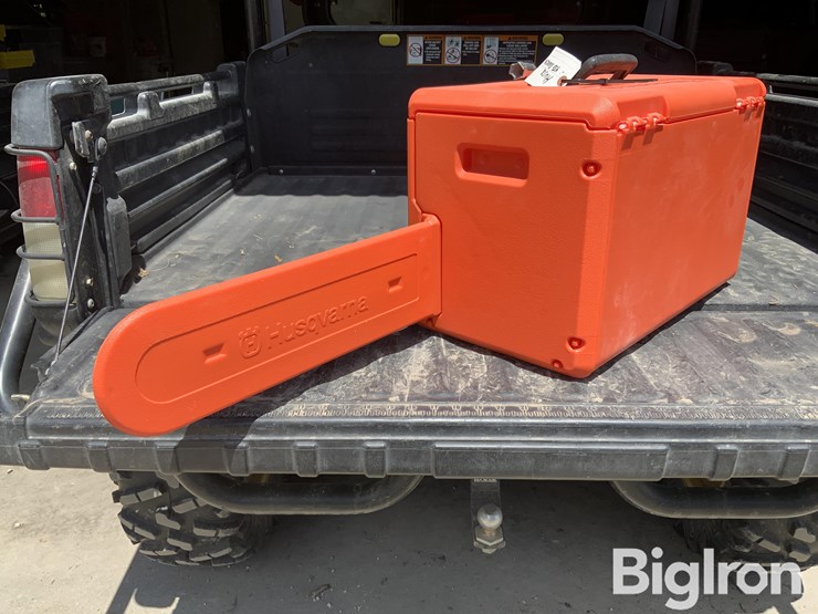husqvarna-450x-rancher-chainsaw-image-7