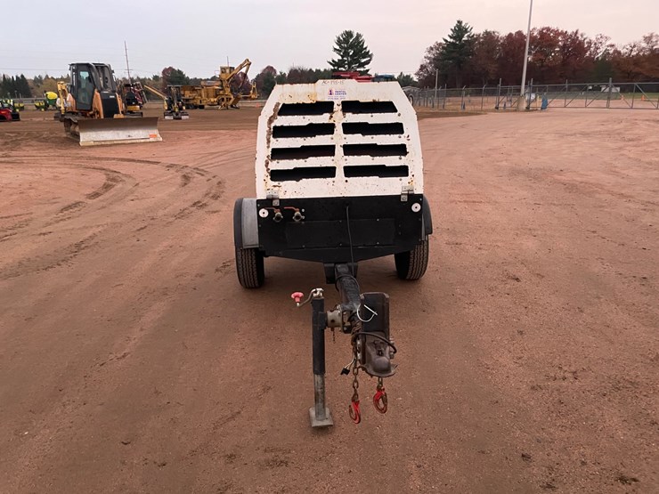 #1089-•-2015-rotair-d-185-t4i-towable-air-compressor-image-7