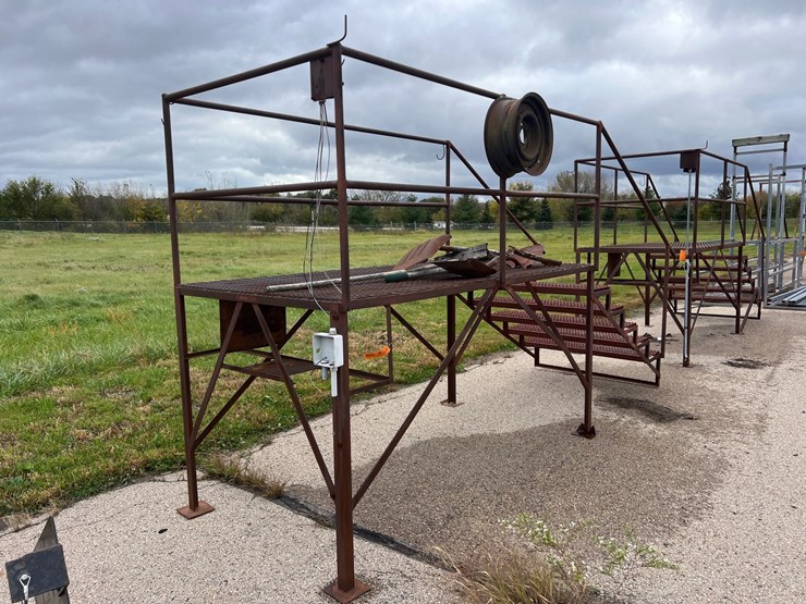 #2104-•-steel-elevated-work-platform-with-stairs-image-3