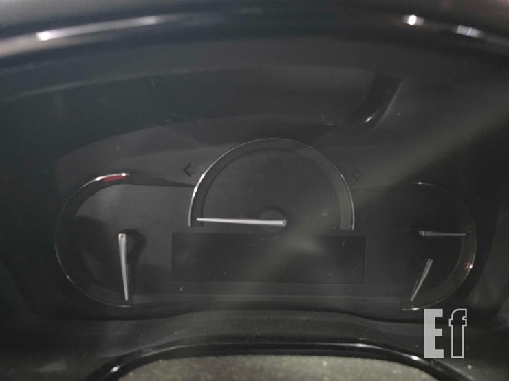 2019-cadillac-xt5-image-12