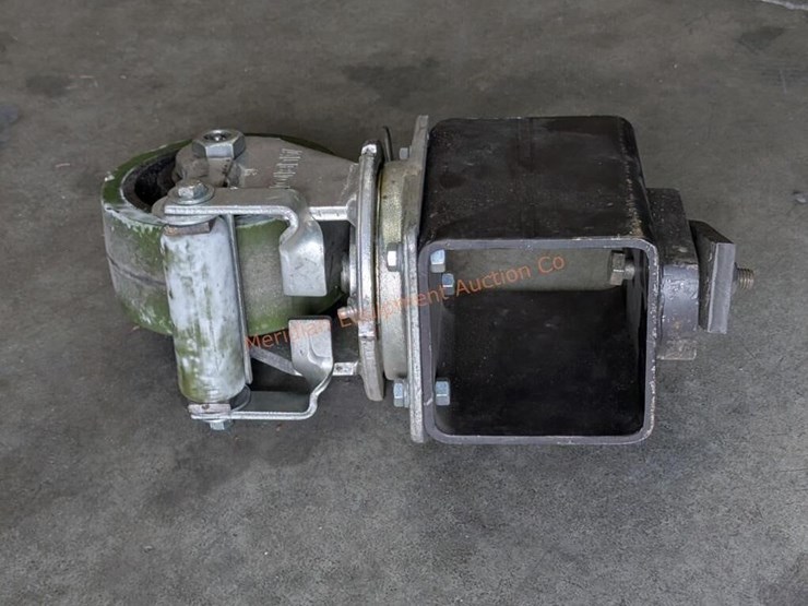6"-hd-albion-caster-wheels-w/-sb-container-locks-image-11