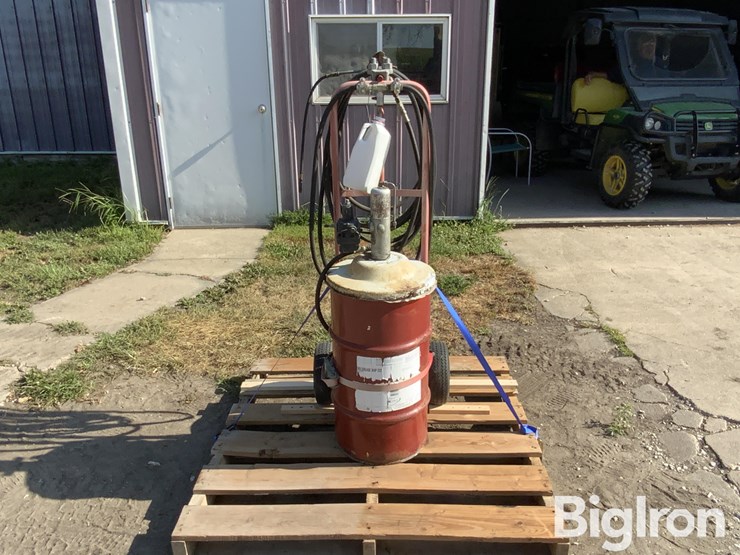 stewart-warner-grease-applicator-image-2