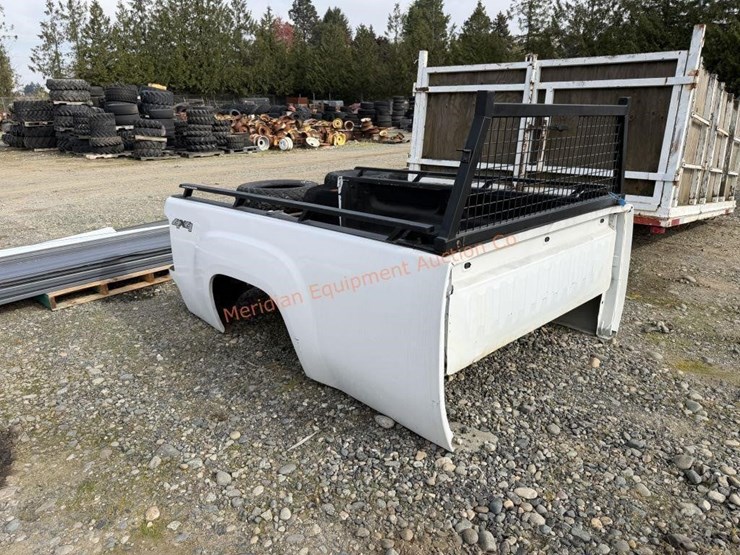truck-bed-off-2014-gmc-image-3