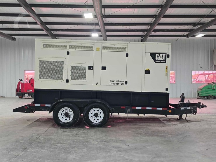 2013-caterpillar-xq200-2-image-6