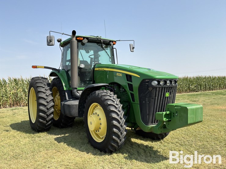 2008-john-deere-8330-mfwd-tractor-image-3