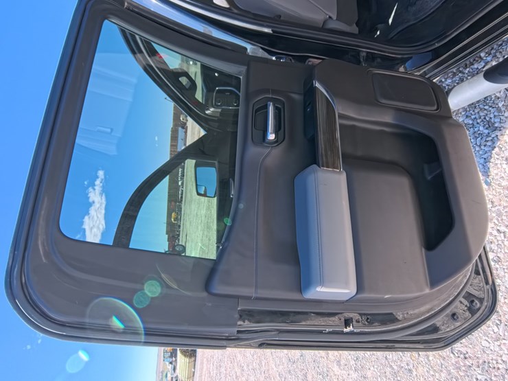 #3006-•-2021-chevy-1500-rst-pickup-truck-image-27