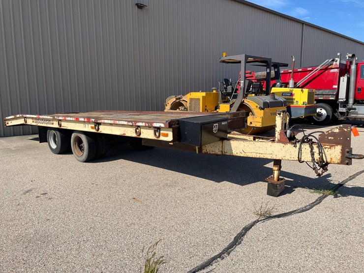 #1510-•-1992-24'-wisconsin-16-ton-tilt-bed-trailer-(has-wi-title)-image-4