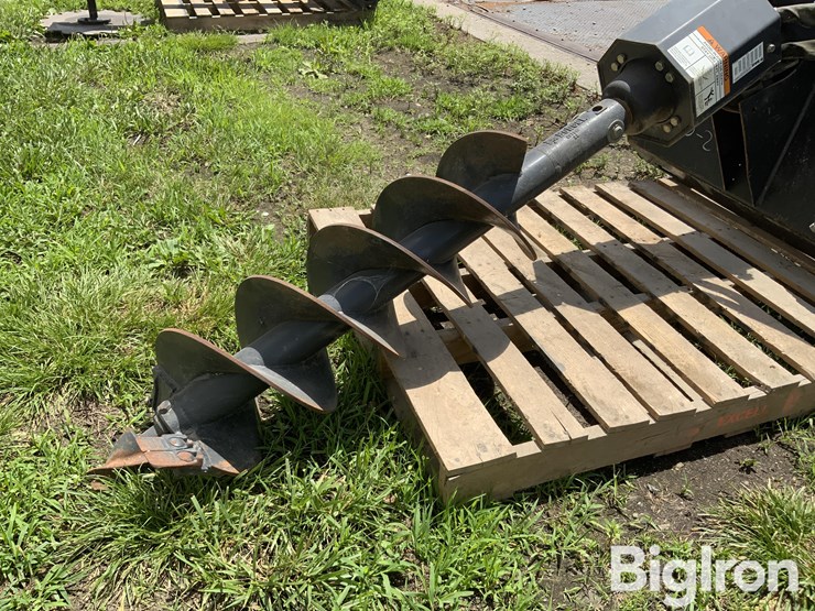 2007-bobcat-15c-skid-steer-post-hole-auger-image-17