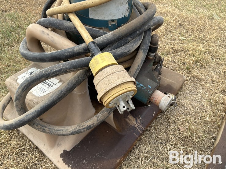 neptune-center-pivot-irrigation-chemical-fertilizer-pumps-image-14