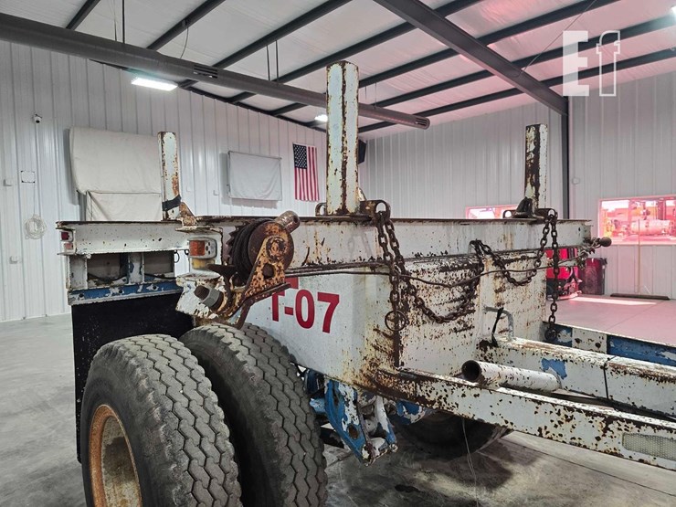 tandem-axle-pole-trailer-image-10