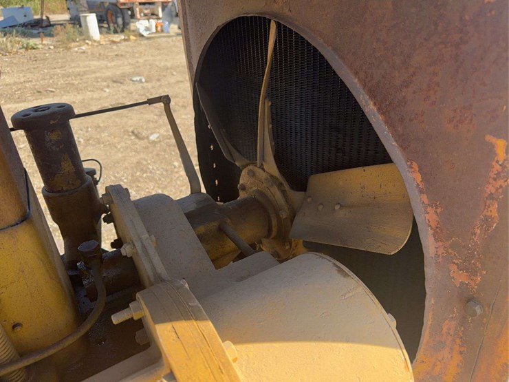 caterpillar-r5-image-30
