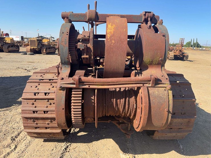 caterpillar-65-image-23