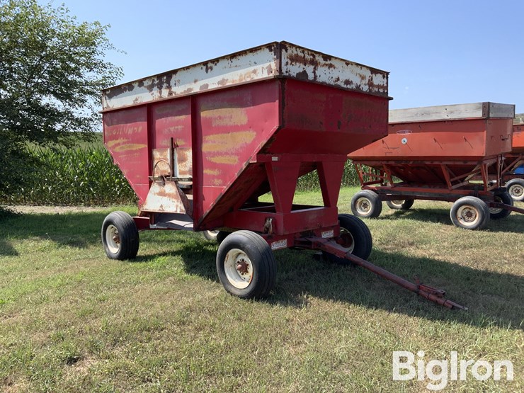 lundell-1290-gravity-wagon-image-3