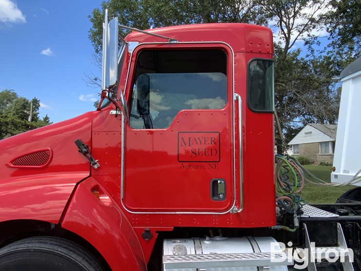 2008-kenworth-t300-s/a-truck-tractor-&-2010-maurer-28'-t/a-grain-trailer-image-14