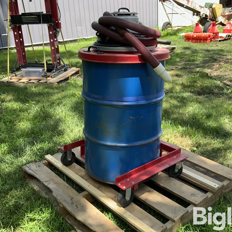Milwaukee Wet/Dry Vacuum