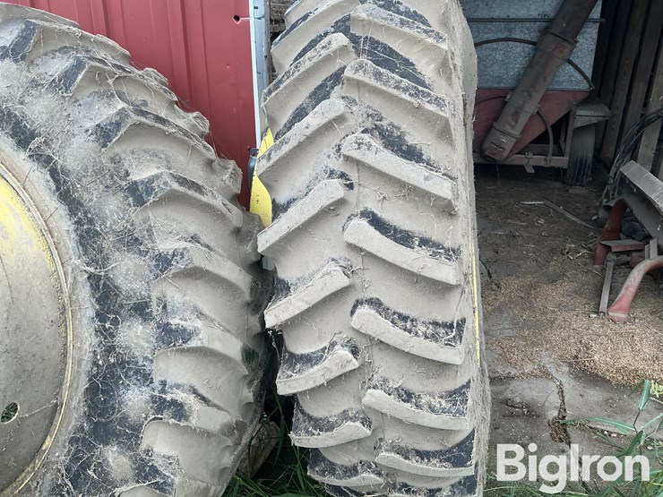 firestone-18.4-38-clamp-on-dual-wheels-&-tires-image-6