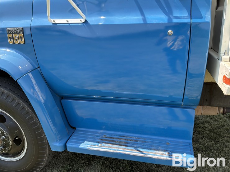 1974-chevrolet-c60-s/a-grain-truck-w/drill-fill-auger-image-17