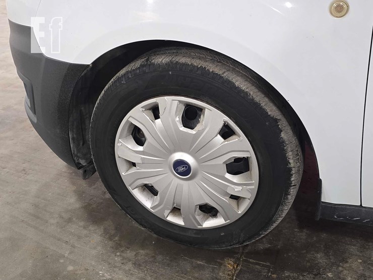 2019-ford-transit-connect-image-17