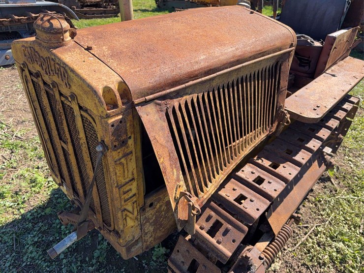 caterpillar-ten-image-12
