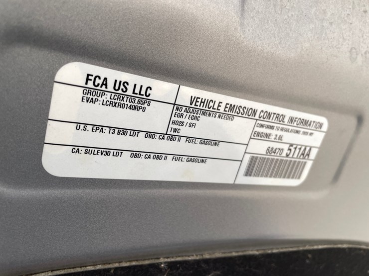 #1518-•-2020-chrysler-voyager-mini-van-(has-wi-title)-image-37