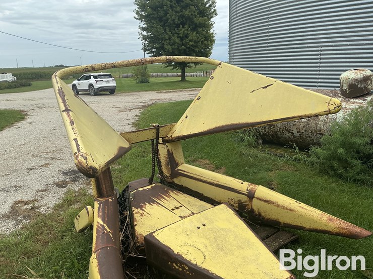 john-deere-2r-chopping-head-image-12