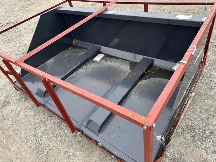 titan-fork-bucket-attachments-image-14
