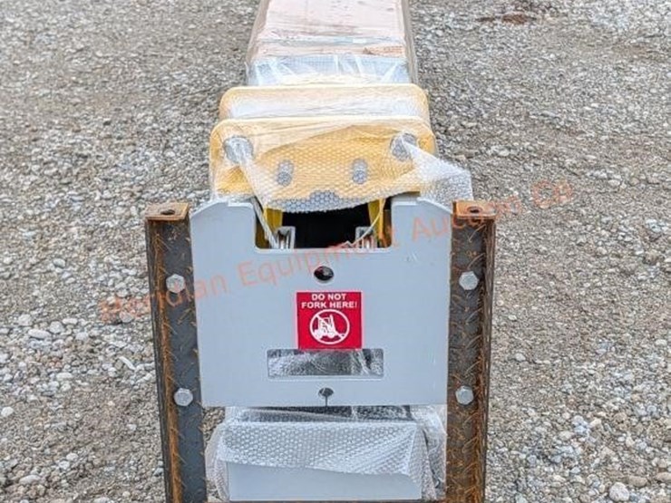 sd-lanch-2-post-10,000lbs-vehicle-lift-image-6