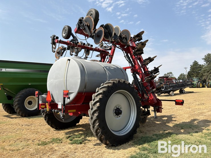 2023-case-ih-nutri-placer-2800-liquid-applicator-image-5