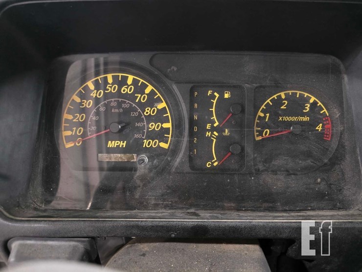 2006-isuzu-npr-hd-image-12