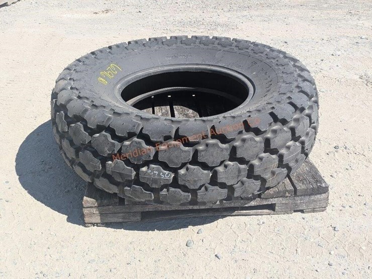 1-16.9-x-24-firestone-turf-tractor-tire-image-4