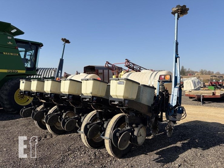 2000-kinze-2000-image-4