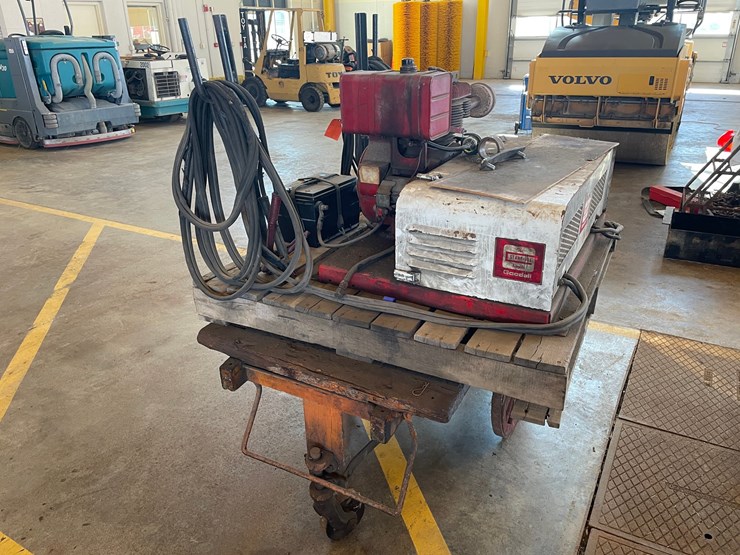 #1539-•-good-all-start-all-gas-jump-unit-on-transport-image-5