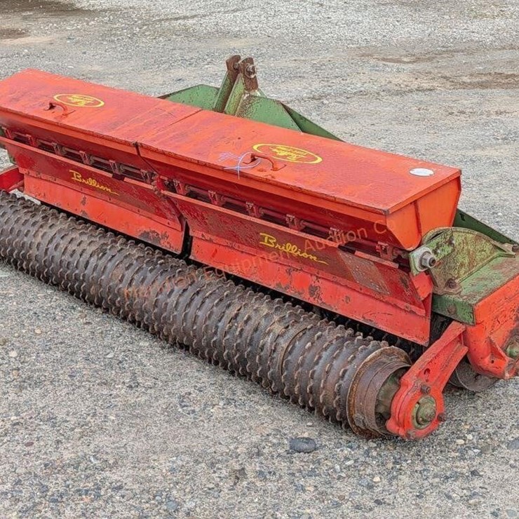 Brillion Sure Stand 8' 3pt Seeder