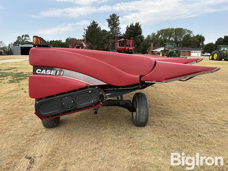 2011-case-ih-3208-30-converted-corn-head-to-row-crop-head-w/header-trailer-image-4