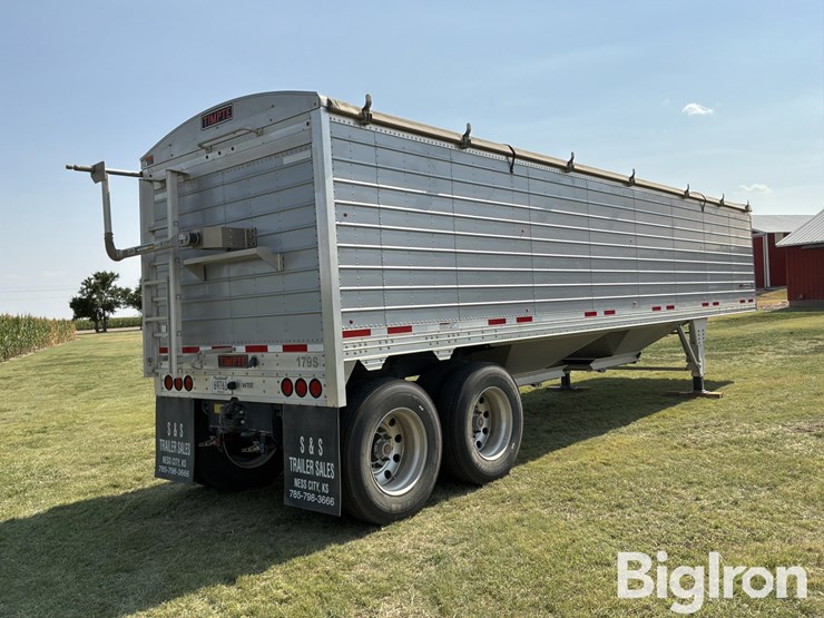 2022-timpte-super-hopper-t/a-grain-trailer-image-5